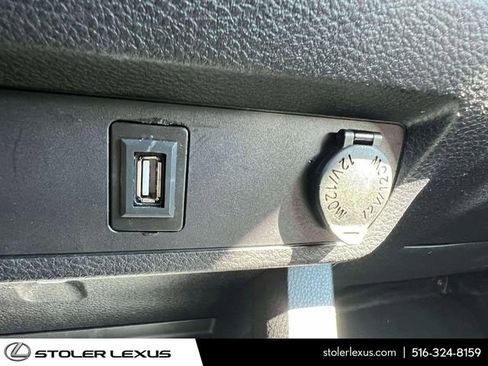 Used 2016 Toyota Tacoma TRD Sport w/ Towing Package image 32