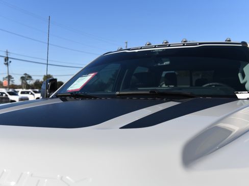 New 2026 Ford F250 Lariat w/ Black Appearance Package image 17