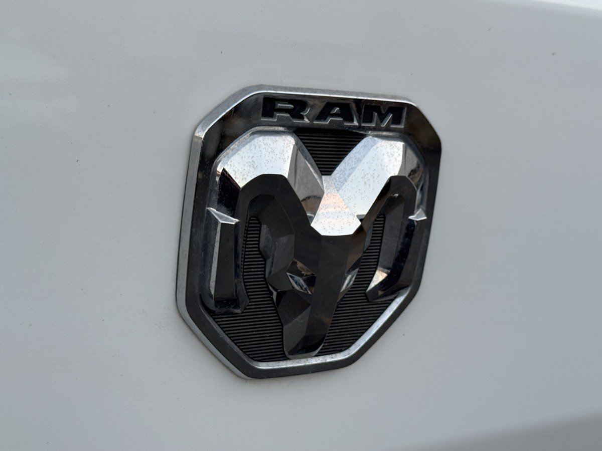 Used 2025 RAM ProMaster 2500 w/ Convenience Group FWD image 13