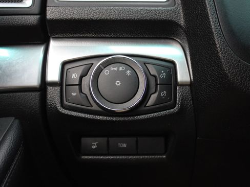 Used 2017 Ford Explorer Sport AWD/4WD image 26