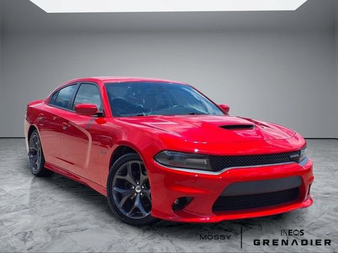 Used 2019 Dodge Charger R/T RWD image 1