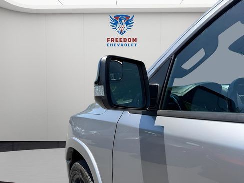 Used 2022 RAM 1500 Laramie AWD/4WD image 15