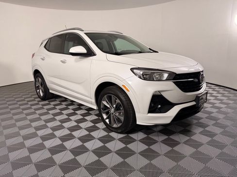 Used 2022 Buick Encore GX Select w/ Sport Touring Package AWD/4WD image 5