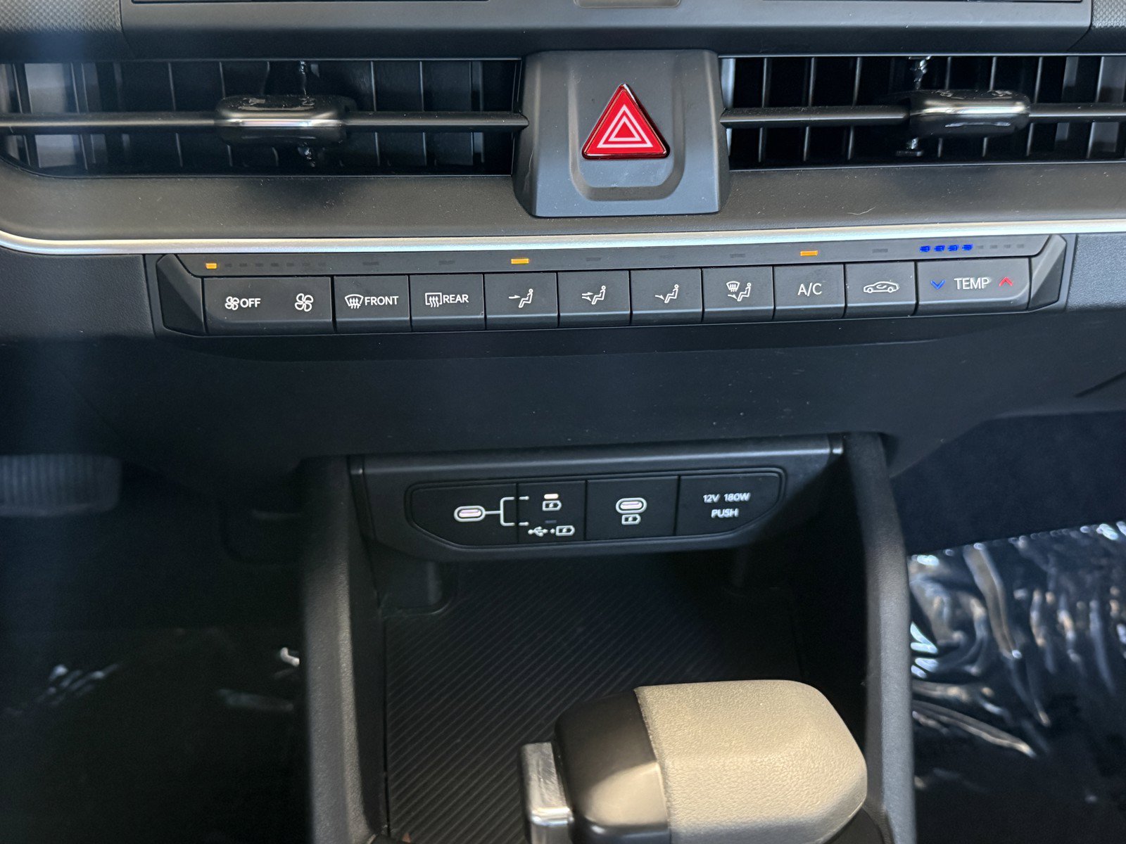 Used 2025 Kia K4 FWD image 15