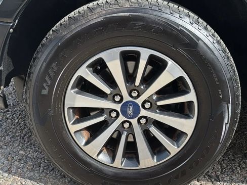 Used 2015 Ford Expedition EL XLT w/ Equipment Group 202A image 34