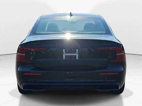 Used 2024 Volvo S60 B5 Plus FWD image 7