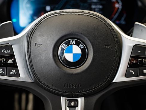 Used 2023 BMW X4 M40i image 29