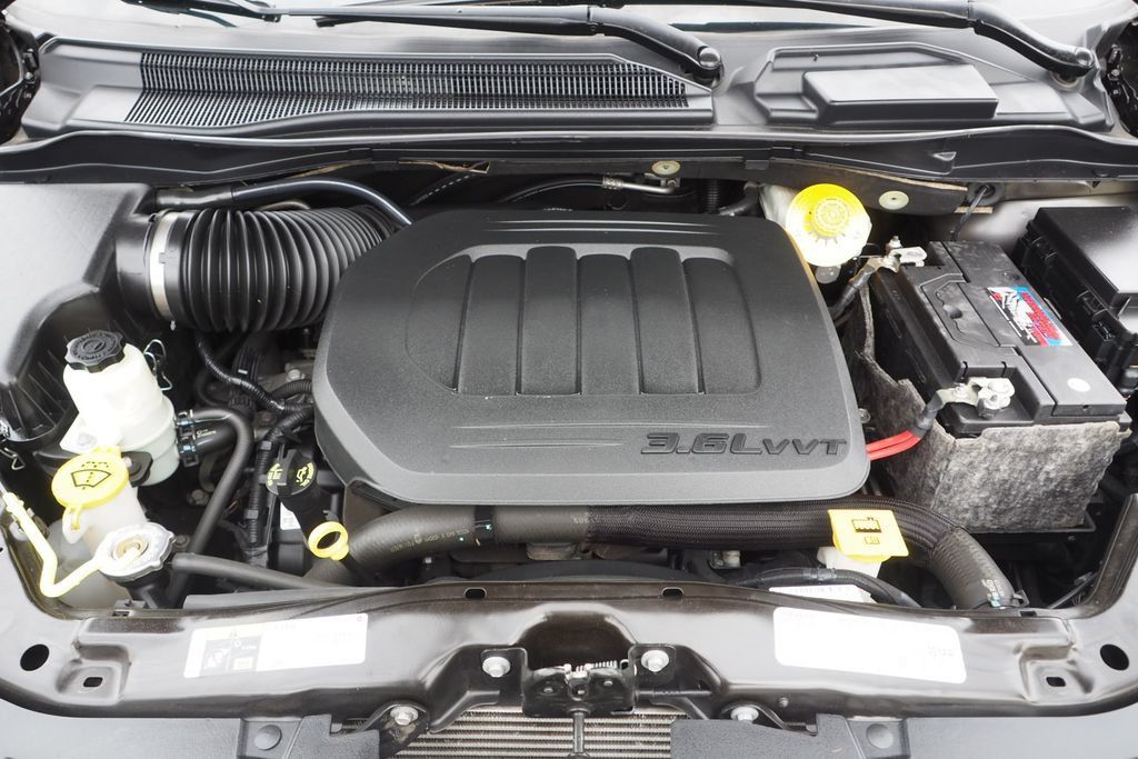 Used 2020 Dodge Grand Caravan SE FWD image 10