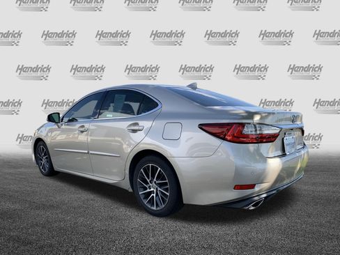 Used 2018 Lexus ES 350 w/ Luxury Package w/Wood Trim FWD image 8