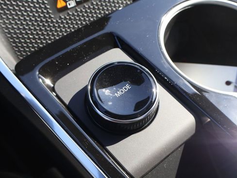 New 2026 Chevrolet Equinox LT w/ Convenience Package II image 33