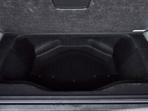 Used 2025 Rivian R1S Adventure image 23