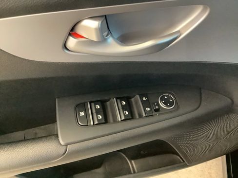 Certified 2023 Kia Forte LXS FWD image 13