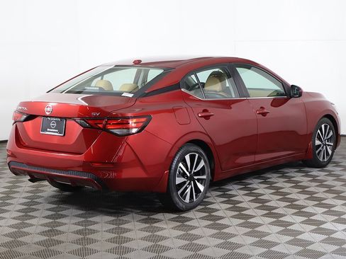 Used 2021 Nissan Sentra SV w/ SV Premium Package image 10