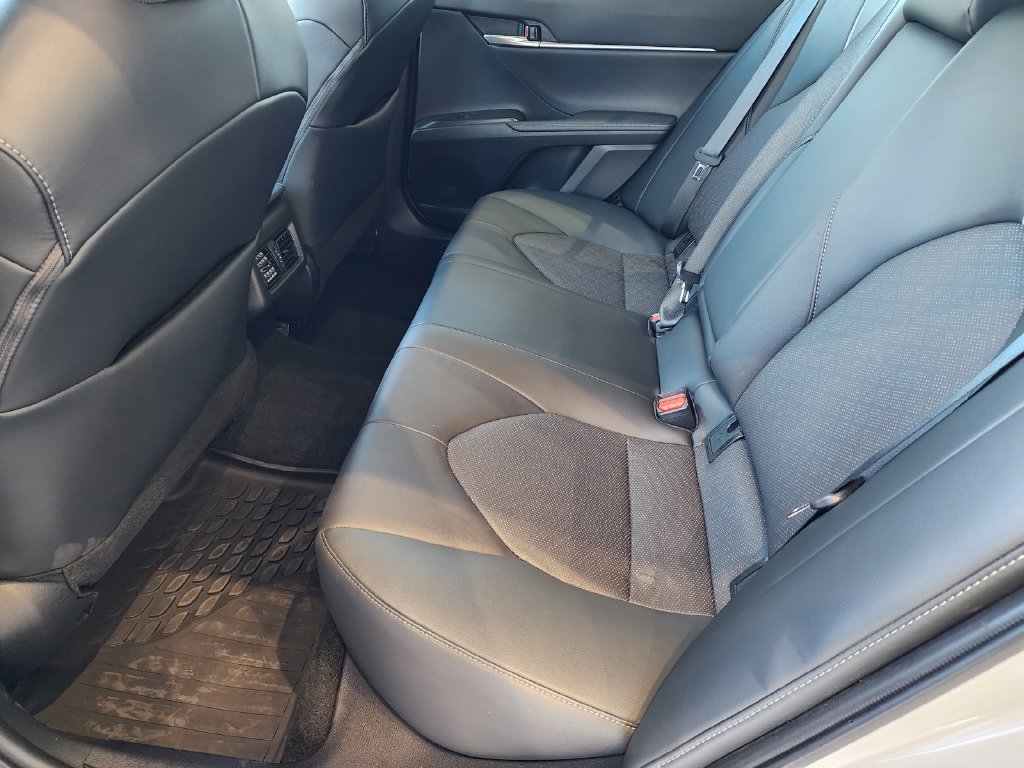 Used 2023 Toyota Camry XSE FWD image 14