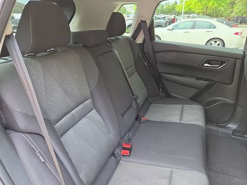Certified 2024 Nissan Rogue SV FWD image 37