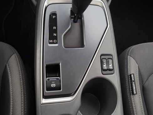 Certified 2025 Subaru Crosstrek 2.0i Premium image 25