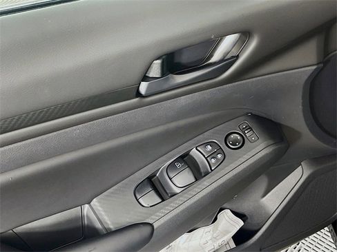 New 2025 Nissan Altima 2.5 S image 16