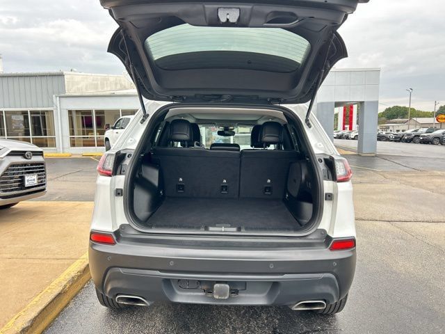 Used 2021 Jeep Cherokee Latitude Lux w/ Sun & Sound Group AWD/4WD image 11