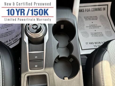 Used 2024 Ford Escape SE image 22