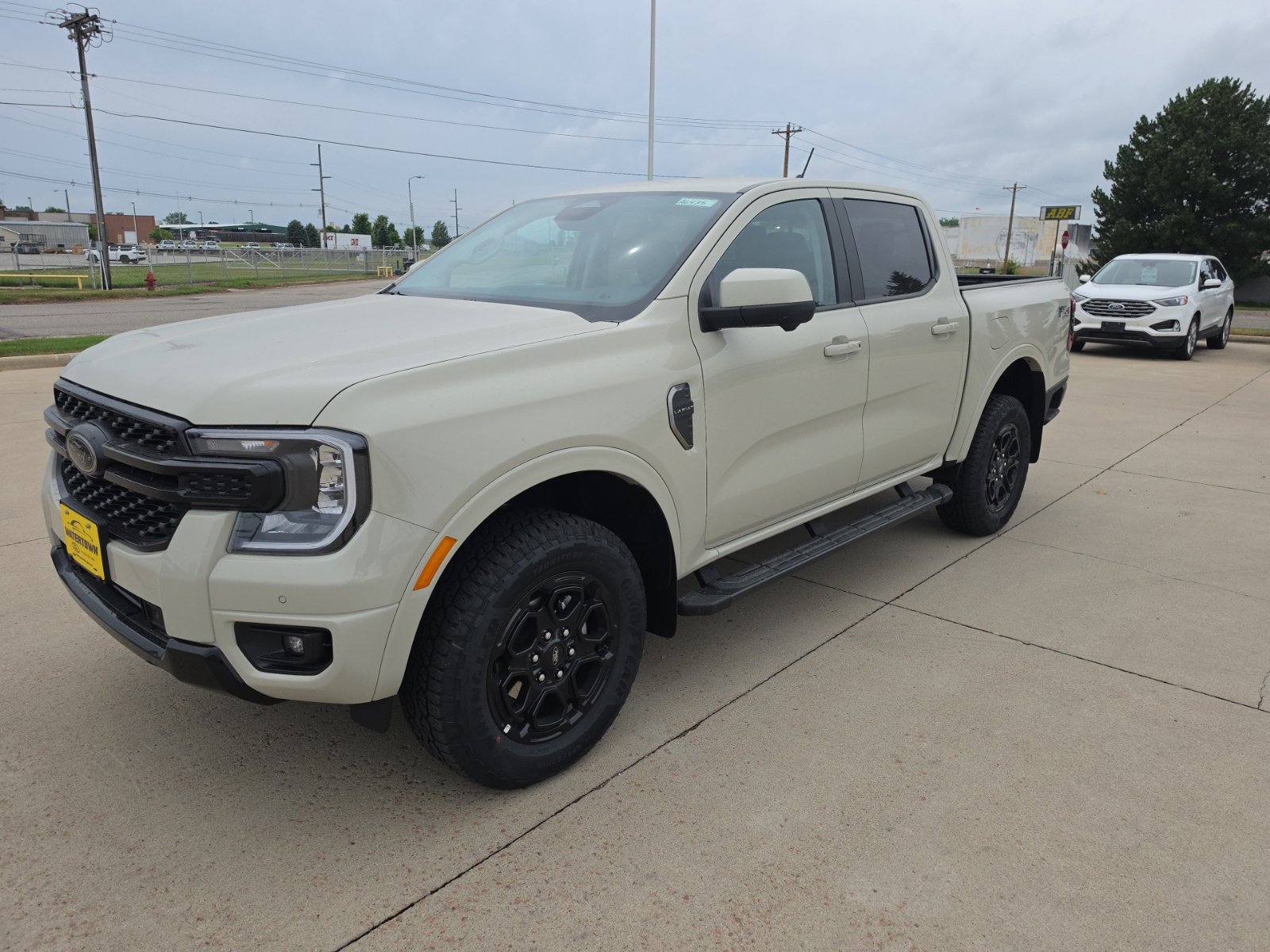 New 2026 Ford Ranger Lariat w/ FX4 Off-Road Package AWD/4WD image 4