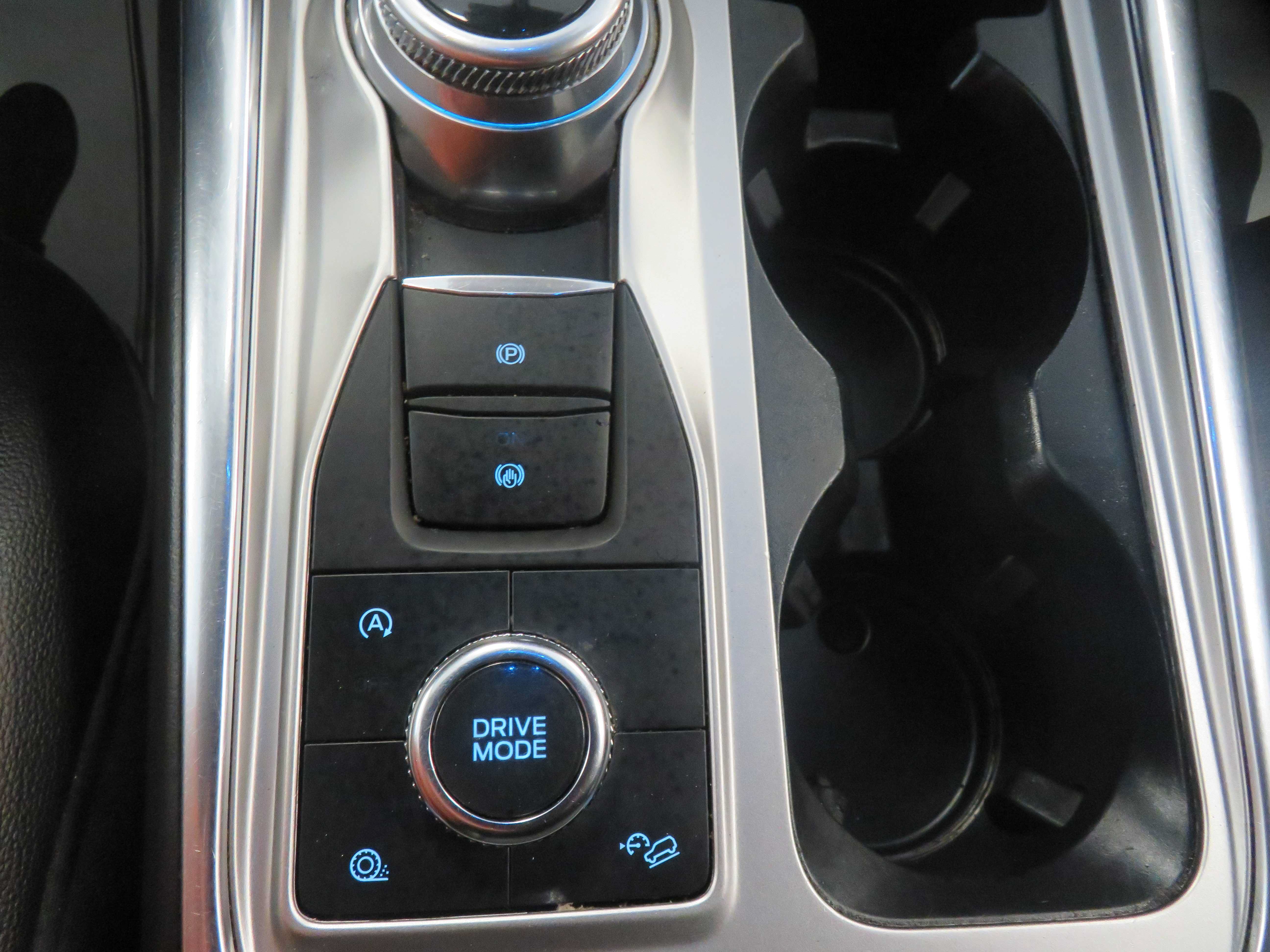 Used 2020 Ford Explorer Limited AWD/4WD image 41