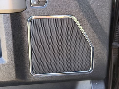 Used 2019 Ford F450 Lariat w/ Lariat Ultimate Package image 17