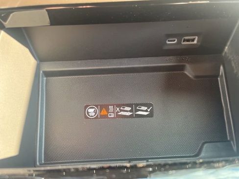 New 2026 GMC Yukon Elevation image 24