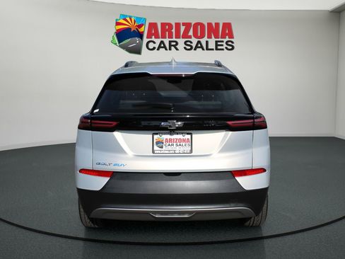 Used 2022 Chevrolet Bolt EUV LT image 4