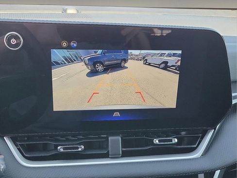 Used 2025 Chevrolet Equinox LT image 16