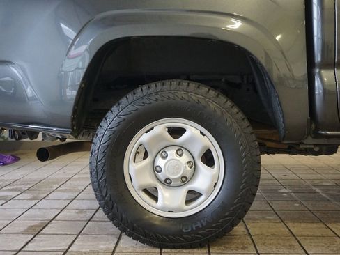 Used 2023 Toyota Tacoma SR image 29