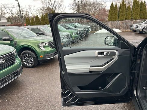 Certified 2023 Ford Explorer XLT w/ Equipment Group 202A image 13