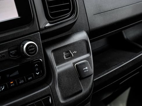 Used 2023 RAM ProMaster 2500 FWD image 22