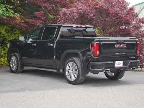 Used 2021 GMC Sierra 1500 Denali w/ Denali Ultimate Package AWD/4WD image 22