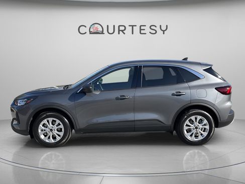 Used 2023 Ford Escape Active w/ Tech Pack #1 image 5