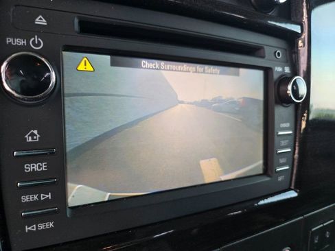 Used 2020 GMC Savana 2500 Extended w/ Enhanced Convenience Package image 24