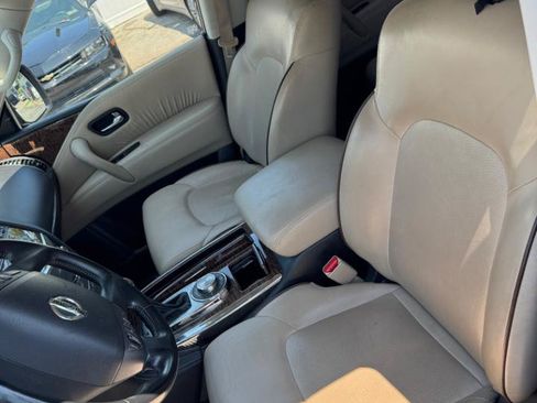 Used 2020 Nissan Armada SL w/ Premium Package AWD/4WD image 6