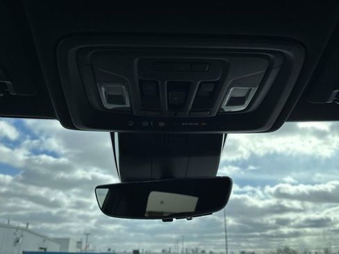 Used 2024 GMC Sierra 1500 AT4 w/ Technology Package image 36