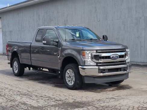 Used 2022 Ford F250 XL w/ STX Appearance Package image 11