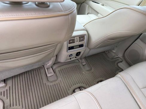 Used 2013 INFINITI JX35 AWD w/ Premium Pkg image 18