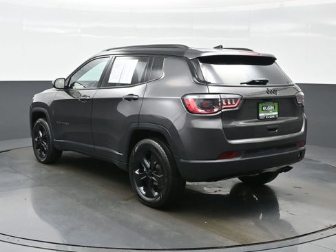 Used 2021 Jeep Compass Latitude AWD/4WD image 5