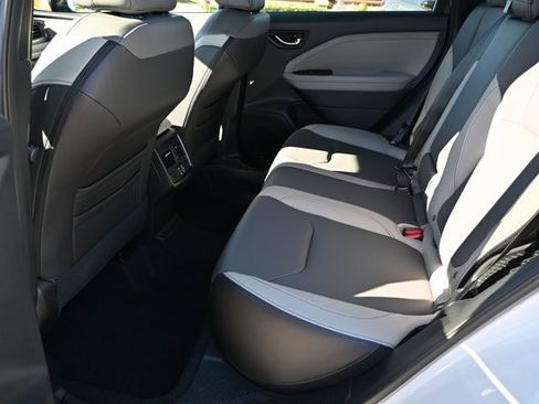 New 2025 Subaru Forester Limited image 18