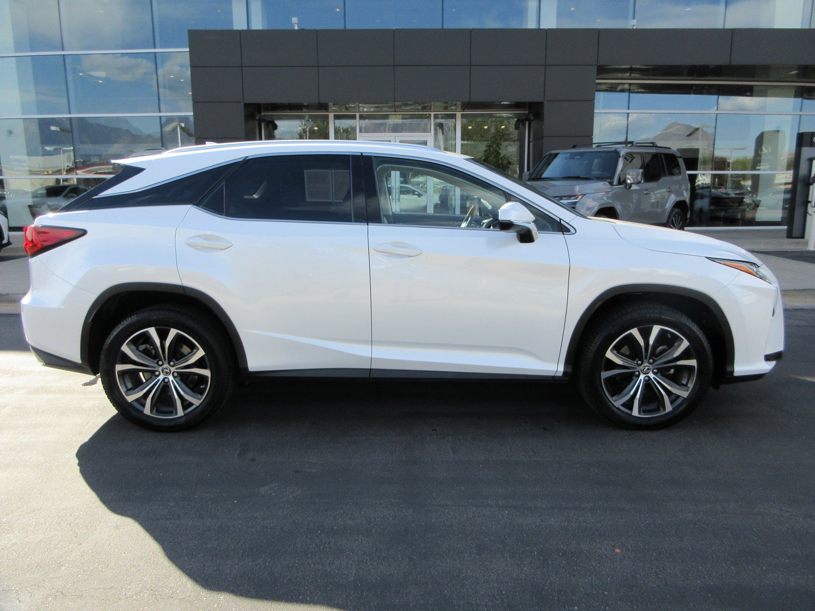 Used 2018 Lexus RX 350 AWD w/ Premium Package image 11