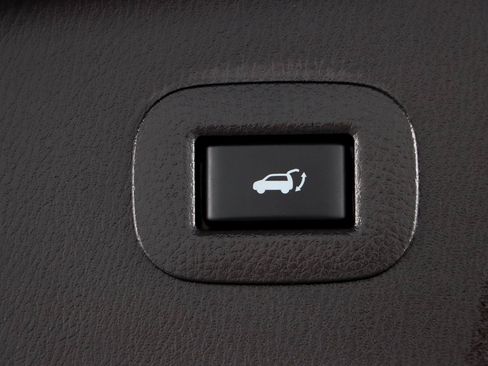 Used 2023 INFINITI QX80 Luxe w/ Cargo Package AWD/4WD image 34