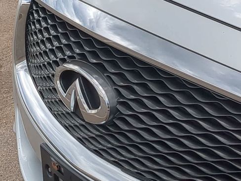 Used 2016 INFINITI QX60 Luxe w/ Premium Package AWD/4WD image 11