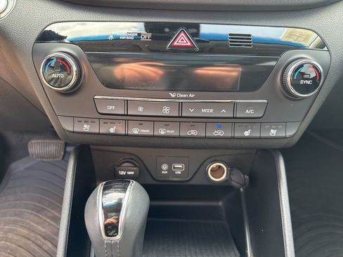 Used 2017 Hyundai Tucson Limited w/ Limited Ultimate Package 03 image 20