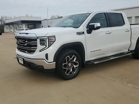 Used 2024 GMC Sierra 1500 SLT w/ SLT Premium Plus Package image 4