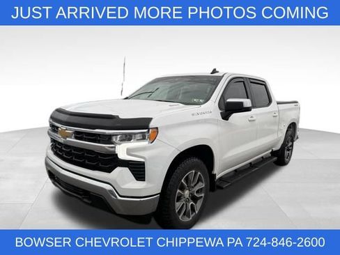 Used 2025 Chevrolet Silverado 1500 LT image 1