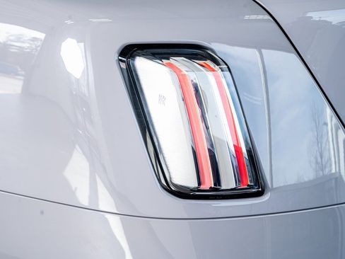 Used 2024 Rolls-Royce Spectre w/ Spectre Launch Package image 25