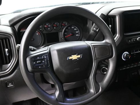 Used 2022 Chevrolet Silverado 1500 Custom image 15