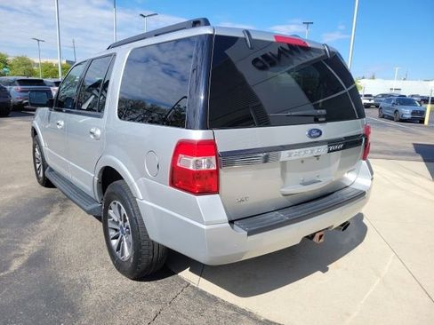 Used 2017 Ford Expedition XLT AWD/4WD image 12
